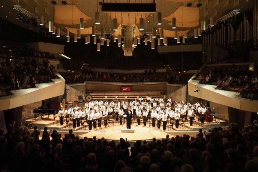 京阪ホールディングス×京都両洋高等学校
なにわ橋駅「アートエリアＢ１」で
春休み特別企画
「ステーションミュージックフェスタ」を開催