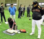ジャイアンツアカデミー主催　少年野球指導者・保護者向け技術指導プログラムにてAED講習を今年も実施