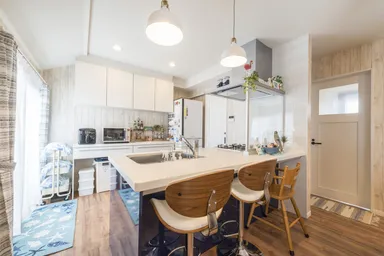 対面キッチンでお食事を