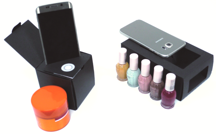 総合数理学部 宮下芳明教授・
先端数理科学研究科加藤邦拓さんら
インタラクティブな化粧品パッケージを開発
～スマートフォンと組み合わせるメイク支援システム～