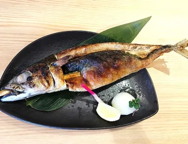 鯖のまるごと一本焼き