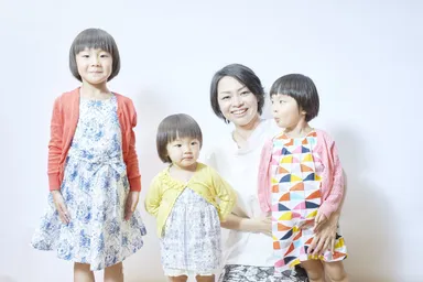 3人の子育て中コンサルタント高嶋 舞