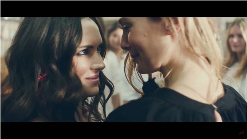 あの双子女優の妹、エリザベス・オルセンが
情熱的なダンスを披露！
ウィノナ・ライダーも登場、
女性たちのパワフルなダンスで春の訪れを祝う
SPRING COLLECTION 2018
キャンペーンムービーを3月20日より公開
