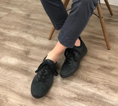 【その他】おすすめスタイル＆シューズ「コール」レース トゥ トゥ(ブラック)￥14,000(CG8467)