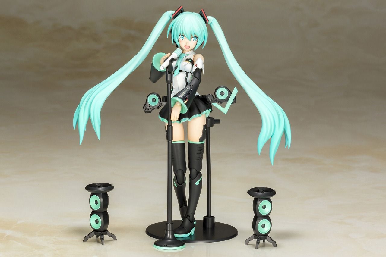 初音ミク フレームアームズ ガール がコラボ 島田フミカネ氏と柳瀬敬之氏によるデザインを元にプラモデルとなって登場 株式会社壽屋のプレスリリース