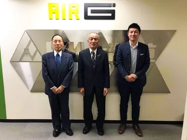 ラジオ 「AIR-G' brilliant days」収録時の集合写真 2