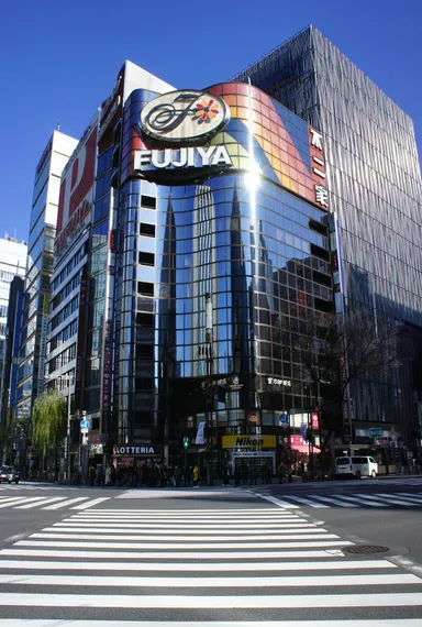 2016年2月の数寄屋橋店