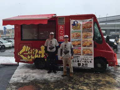 スタッフTシャツに注目