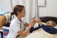 潜在看護師と高齢者の日本初・マッチングシステムを発表　背景には高齢化社会問題による訪問看護の需要増加