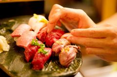 熊本にフォトジェ肉な居酒屋『肉寿司』が4月12日、初出店！期間限定“自慢の握り”1貫無料／生ビール＆ハイボール1杯190円