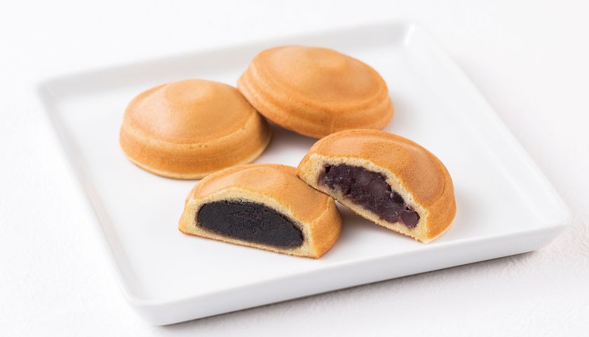 国産餅粉使用　もちもち生地の和生菓子
「もちこやき」2018年4月1日（日）新発売