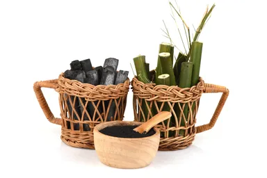 配合される炭(活性炭、竹炭、備長炭)