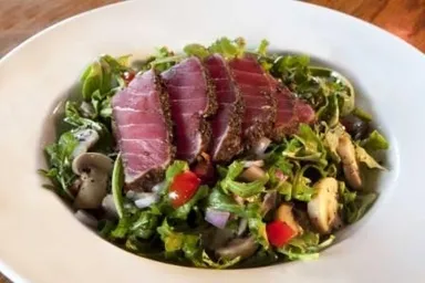 アヒ・ツナ・サラダ