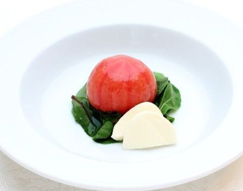 「国産牛500ｇのウルトララージステーキ ガーリックピラフ」も登場
ディナーメニューをリニューアル！
2018年4月1日（日）より  呉阪急ホテル「イルマーレ」にて