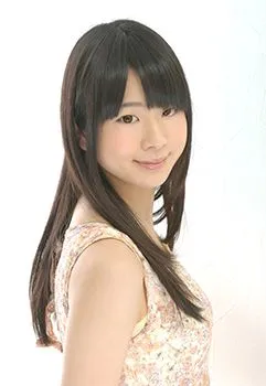 ミカ役：雨宮夕夏