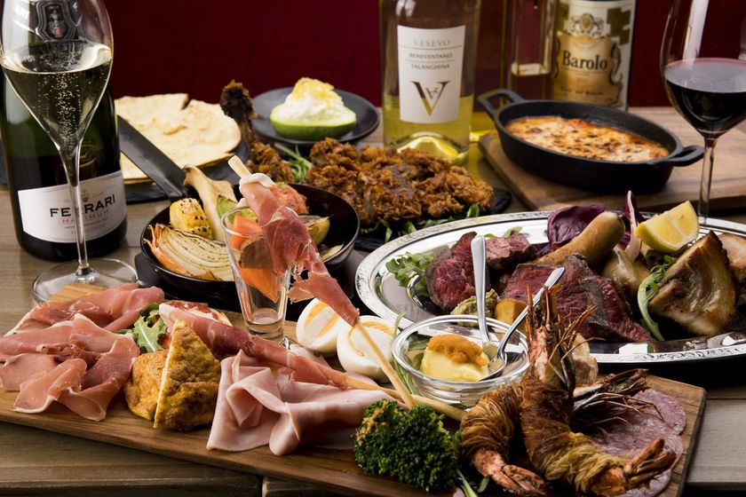 にく！ニク！肉！で、おむかえ！
伏見駅そば、オフィス街の一角で明日への活力を提供する
「イタリアン肉酒場」オープン