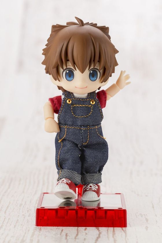 【発売月変更】キューポッシュさいずの小さな衣装『キューポッシュコス』
男の子でも女の子でも着やすい大きめの古着スタイルの「オーバーオール」発売!