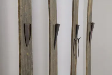 見立て鉄の掛花