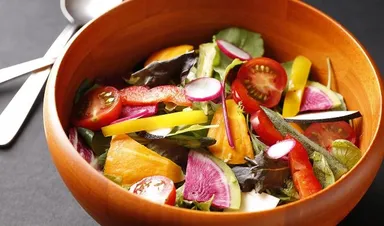 産直野菜のガーデンサラダ