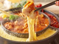 九州に女子会向けチーズ料理店『CHEESE SQUARE』が4/20初進出　チーズフォンデュ・チーズタッカルビ半額キャンペーンを4/27まで実施