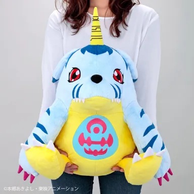 等身大ぬいぐるみガブモン(サイズ感)