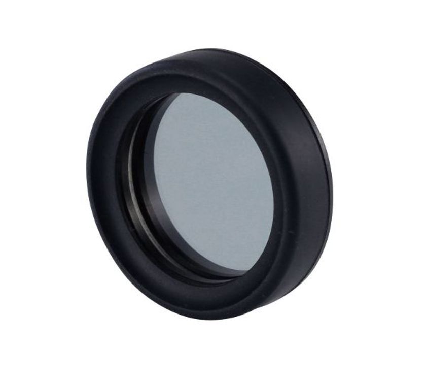 光の反射や映り込みを抑えて、鑑賞物が鮮やかに！
『マルチモノキュラー用反射防止フィルター』を
2018年4月20日に発売