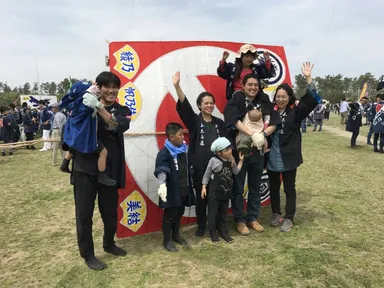 2017年の凧揚げ後の様子