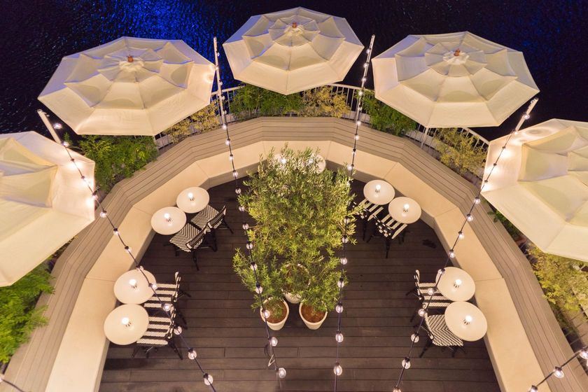 BAYSIDE BEER GARDEN 2018
NEW YORK BBQ
