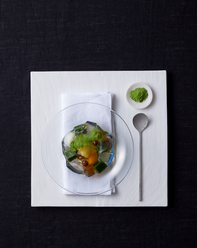 宝石箱のような具だくさんゼリー
宇治の老舗＜辻利＞「宇治抹茶のあんみつゼリー」
GINZA SIXにて新発売