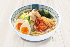 ラーメンレストラン どうとんぼり神座、夏の名物“冷たい”ラーメンが今年は2か月早く登場！4/24～全国で提供開始