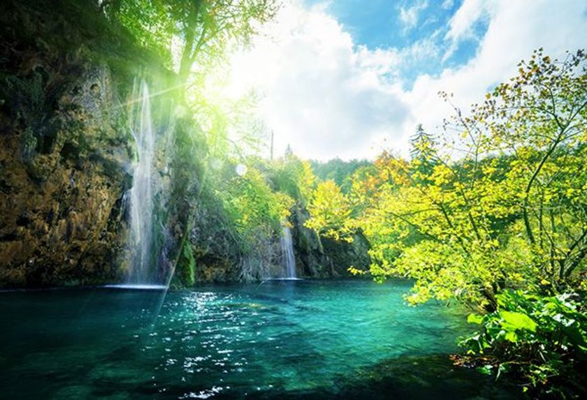 ゴールデンウィークの泊数、出発日ランキング
～8泊9日も2割近く！？ 旅行先ランキングでは
北海道＝国内1位、韓国＝海外1位～