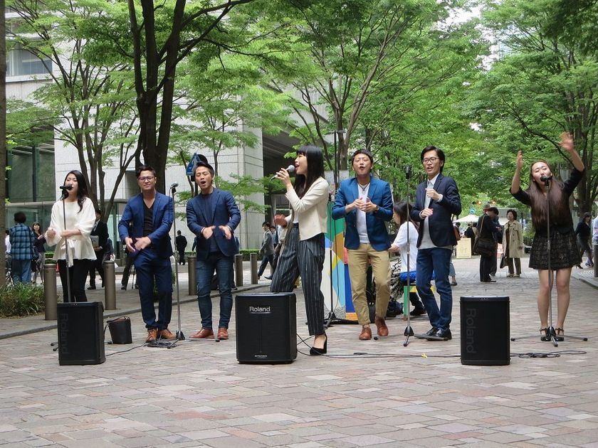 “見て”“弾いて”“聞いて”楽しめる！
著名なアーティストらがペイントやデコレーションを施した
世界に一つだけの「アートピアノ」作品がついにお披露目！
「Ｍａｒｕｎｏｕｃｈｉ ＧＷ Ｆｅｓｔｉｖａｌ ２０１８」
好評開催中！
