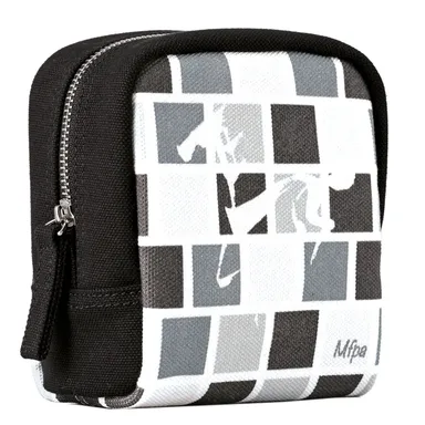 ボックスポーチ