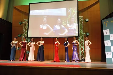 ファイナリスト8名