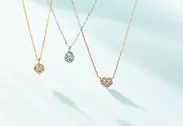 K10YG・WG・PG／Diamond　Necklace 各28,000円＋Tax　数量限定／スペシャルパッケージ付き