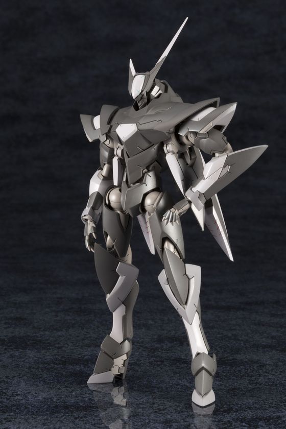 アニメ放送中の『フルメタルパニック!』シリーズより
最大の宿敵『ベリアル』がついに1/60スケールプラモデルシリーズで登場！！