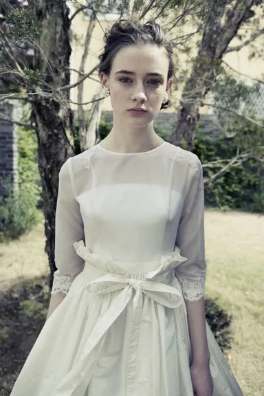 クラシカルオーバースカートドレス