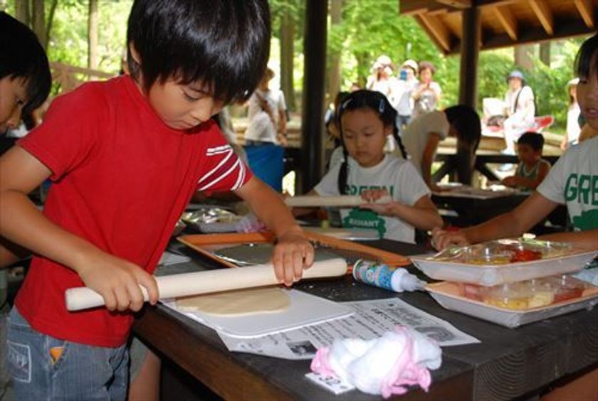 5/26（土）～6/30（土）の各土曜日 開催！
「手作りピザ教室」～六甲山でお手軽アウトドアクッキング！～