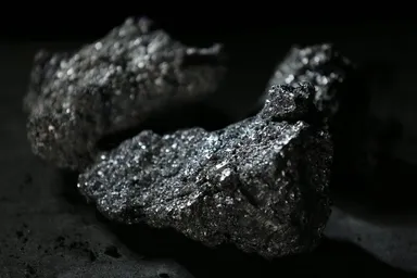 奥出雲産玉鋼(たまはがね)