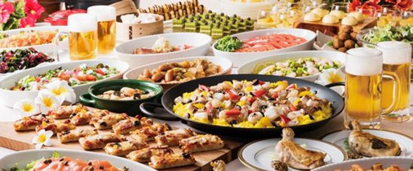 【食べ放題・飲み放題】
人気のライブキッチンに月替わりメニューも！
宝塚ホテル「ビアガーデン2018」
2018年6月1日（金）より西館9階屋上にて