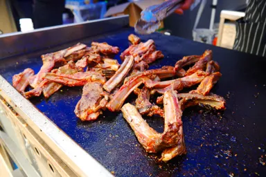 昨年大好評「仔鹿のスペアリブ」