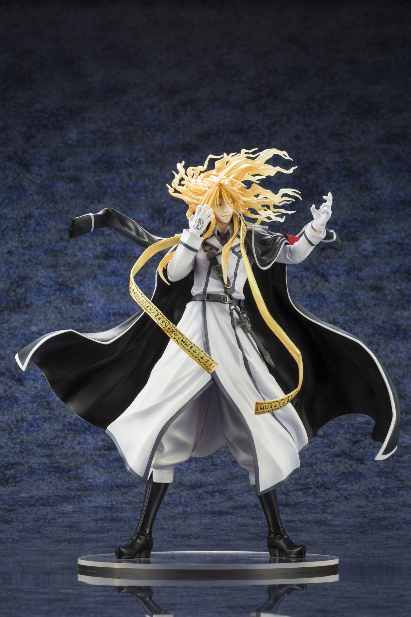 【保障できる】 2017年に放映したアニメ『Dies irae』より、聖槍十三騎士団首領 ピンズ・ピンバッジ・缶バッジ