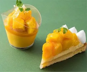 (画像左)マンゴープリン　(画像右)マンゴータルト