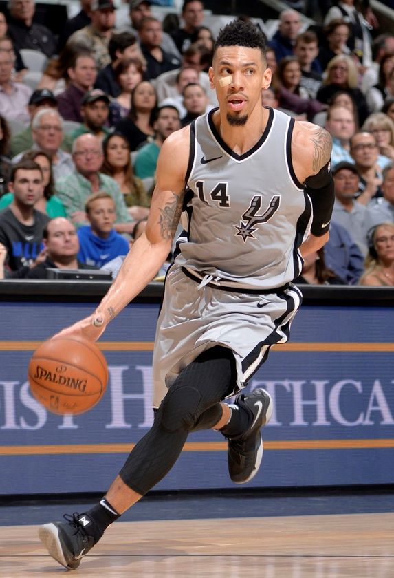 NBAチャンピオン ダニー・グリーンの来日が決定
日本のファンと一緒にパブリックビューイングでNBAを観戦