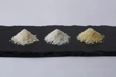 粉チーズも100gより量り売り