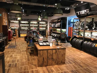 「ギャラリー」はカーライフのセレクトショップ