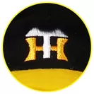 ブルブルトラッキー 帽子にロゴ