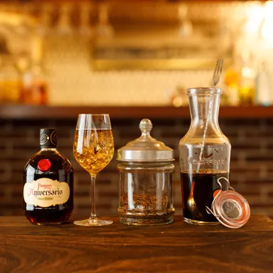 ほうじ茶ラムトニック