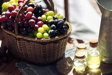 【星のや富士】グレープフルステイ_カゴ入りの葡萄