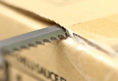 荷物の開封に！【カートンオープナー】